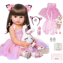 boneca-bebe-reborn-gatinha-realista-brastoy-100-silicone-conjunto-de-roupa-chupeta-mamadeira-e-pelucia - Imagem