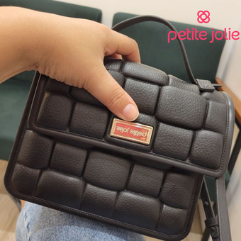 Bolsa Transversal Petite Jolie Pj10410 Design Trama De J-lástic Preta E Ouro Com Alça De Ombro Preta Alças De Cor Preto Bolsa Transversal Petite Jolie Pj10410 Design Trama De J-lástic Preta E Ouro Com Alça De Ombro Preta Alças De Cor Preto