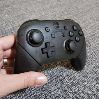 Controle joystick sem fio Nintendo Switch Pro Controller Japon black USB Controle joystick sem fio Nintendo Switch Pro Controller Japon black USB
