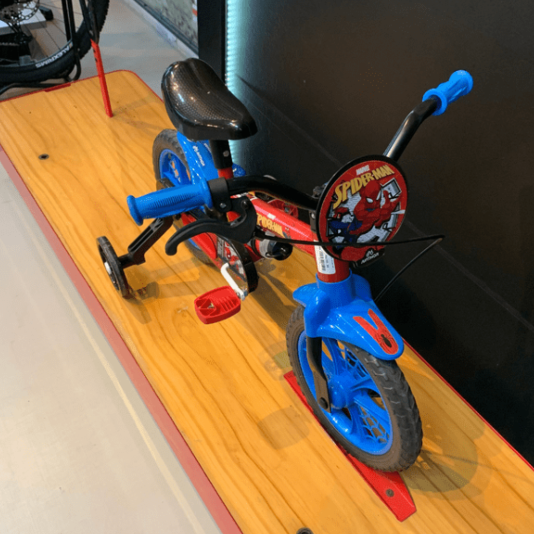 Bicicleta Infantil Aro 12 Homem Aranha Nathor Spider-man Cor Vermelho Azul e Preto Bicicleta Infantil Aro 12 Homem Aranha Nathor Spider-man Cor Vermelho Azul e Preto