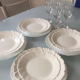 Aparelho de Jantar e Taças Duralex Opaline Pétala – 16 Peças Aparelho de Jantar e Taças Duralex Opaline Pétala – 16 Peças
