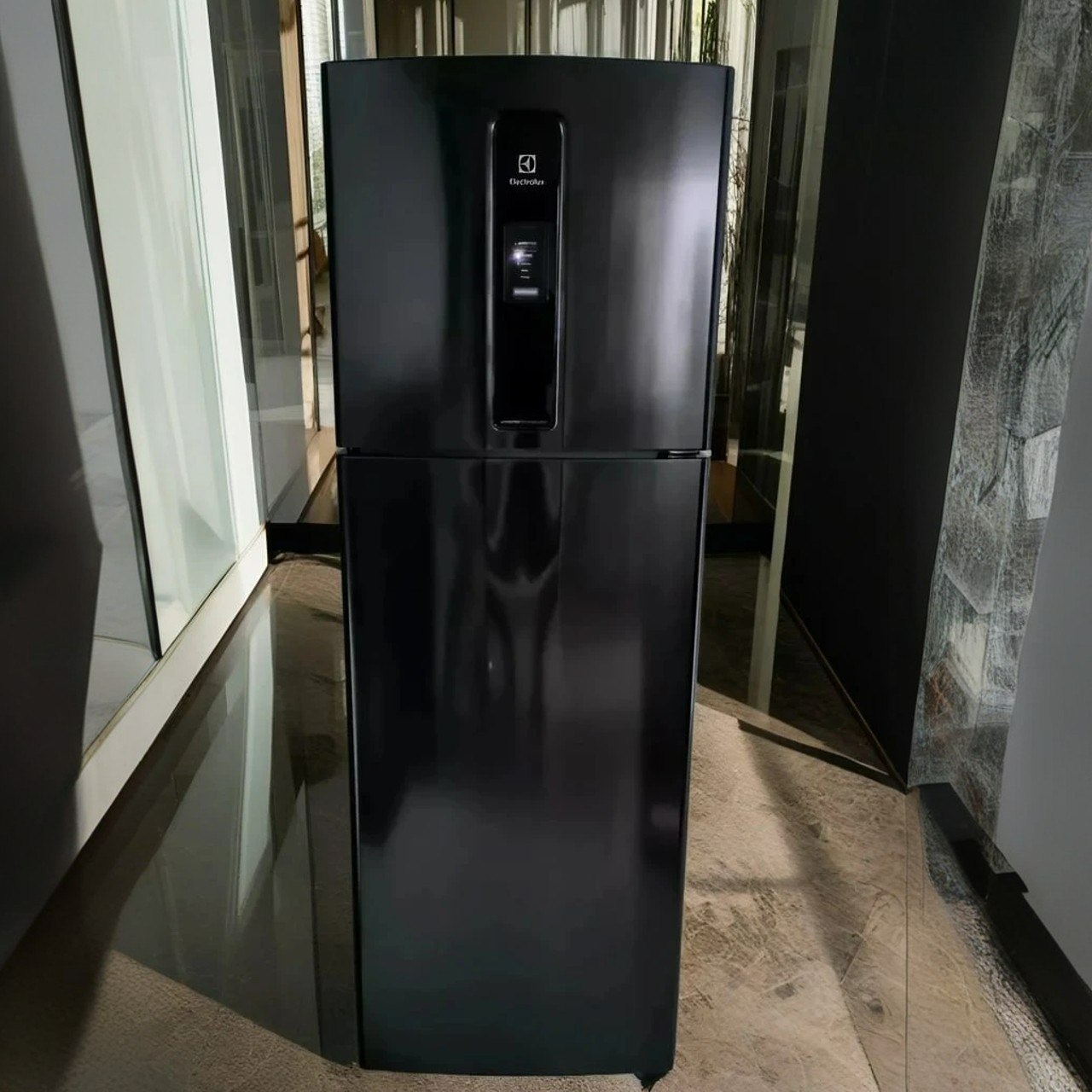 Geladeira Frost Free Black Inox 390l If43b Electrolux 110V Geladeira Frost Free Black Inox 390l If43b Electrolux 110V
