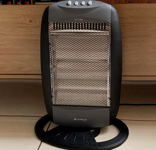 Aquecedor Elétrico Cadence Halógeno Mercury, 1200W, 20m², Cinza, 110V, AQC305 Aquecedor Elétrico Cadence Halógeno Mercury, 1200W, 20m², Cinza, 110V, AQC305