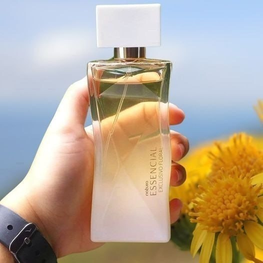 Essencial Exclusivo Floral Deo Parfum Feminino - Natura Essencial Exclusivo Floral Deo Parfum Feminino - Natura