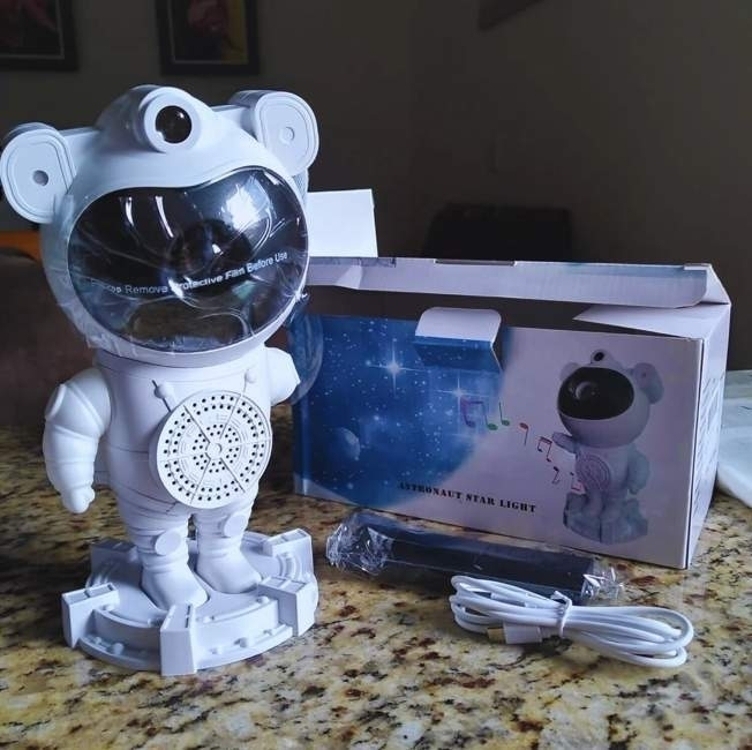 Projetor de Luz Astronauta Ajustável Laser Galáxia Nebulosa Estrelas Luz Noturna para Quarto Com Som Bluetooth Projetor de Luz Astronauta Ajustável Laser Galáxia Nebulosa Estrelas Luz Noturna para Quarto Com Som Bluetooth