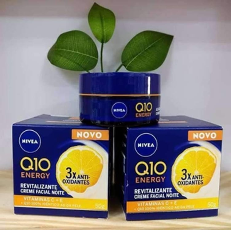 NIVEA Creme Facial Antissinais Q10 Energy Noite 50g - Creme que atua à noite para deixar sua pele iluminada, firme e com aparência mais jovem, resultados em 2 semanas