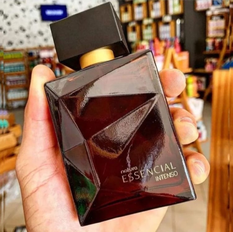 Essencial Intenso Deo Parfum Masculino Essencial Intenso Deo Parfum Masculino