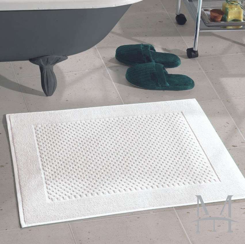 Toalha de Piso Tapete Dohler Felpudo Prime Branco 50 x 70 cm Toalha de Piso Tapete Dohler Felpudo Prime Branco 50 x 70 cm