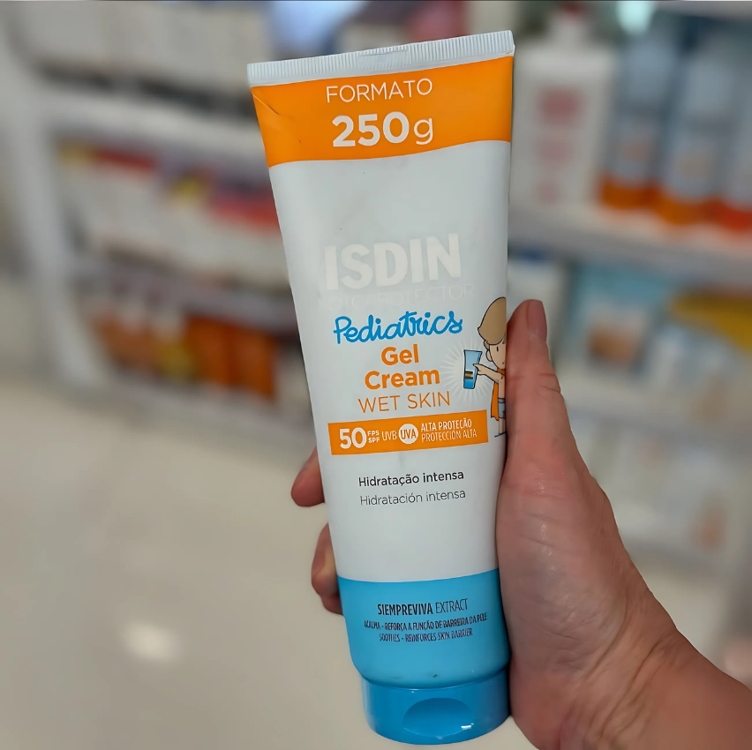 ISDIN Protetor Solar Corporal Infantil Gel Cream Pediatrics FPS 50-250g ISDIN Protetor Solar Corporal Infantil Gel Cream Pediatrics FPS 50-250g