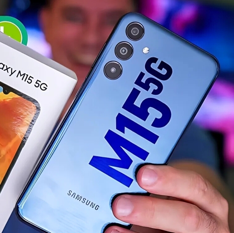 Celular Samsung Galaxy M15 5G, 6.000mAh, Câmera Tripla até 50MP, 128GB (Azul Escuro) Celular Samsung Galaxy M15 5G, 6.000mAh, Câmera Tripla até 50MP, 128GB (Azul Escuro)