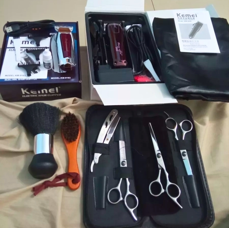 Kit Maquina Cabelo Kemei E Tesouras Profissionais Barbeiro Kit Maquina Cabelo Kemei E Tesouras Profissionais Barbeiro