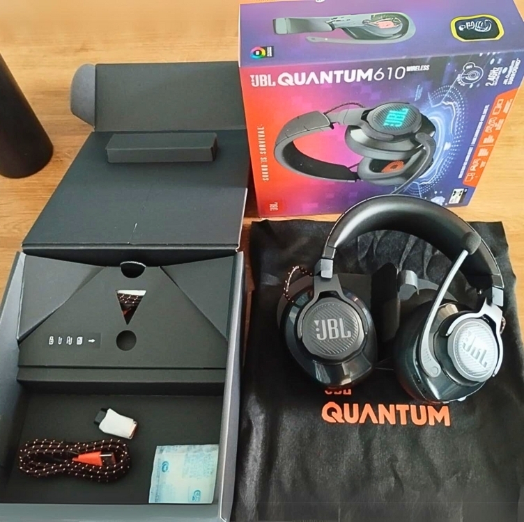 JBL, Headset Gamer, Quantum 610, Wireless - Preto JBL, Headset Gamer, Quantum 610, Wireless - Preto