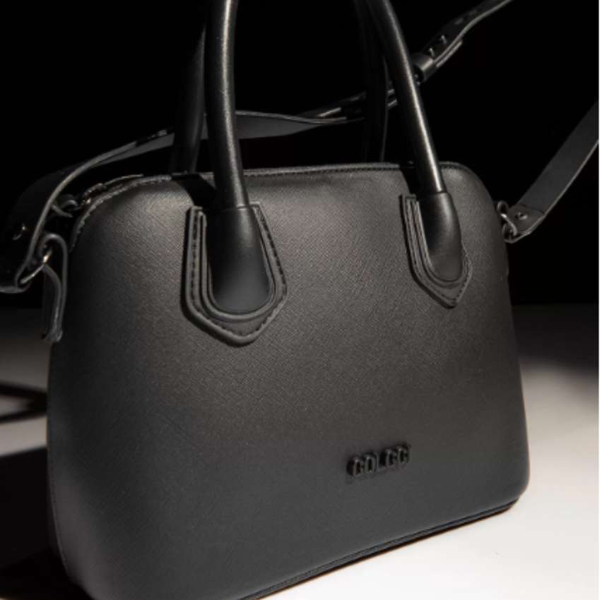 Bolsa Colcci Logo Preta Bolsa Colcci Logo Preta