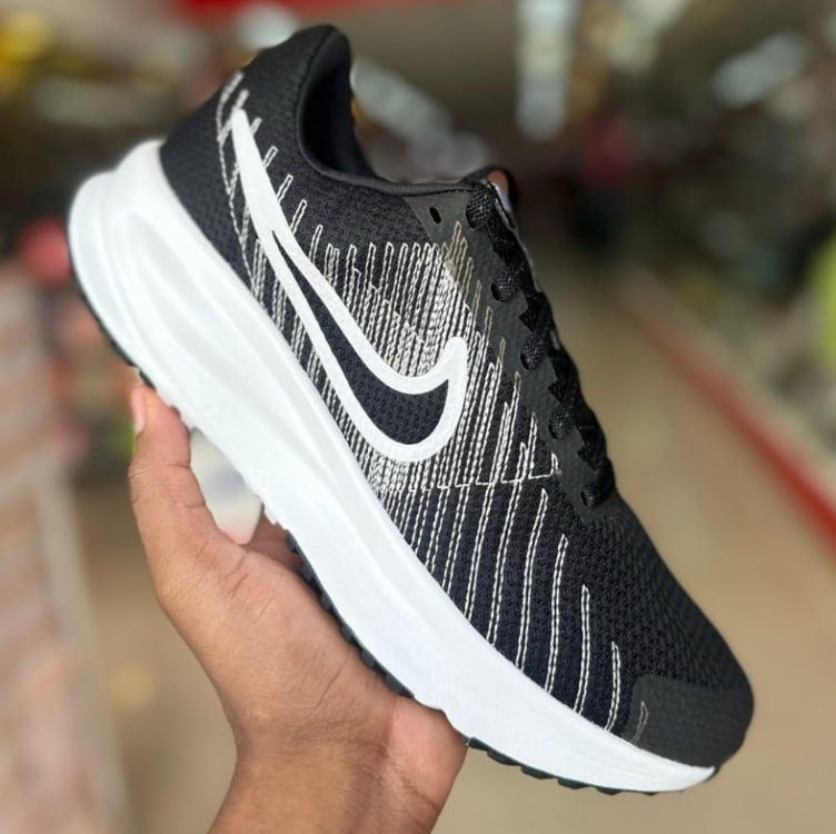 Tênis Nike Run Defy Masculino Tênis Nike Run Defy Masculino