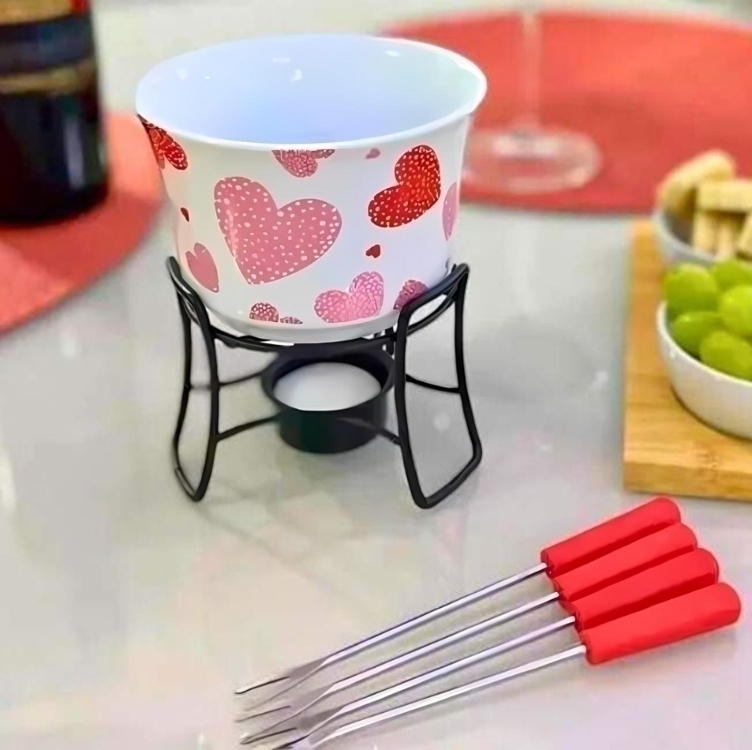 Aparelho de Fondue Cerâmica Brinox Vermelho - 6 Peças 1256/104 Aparelho de Fondue Cerâmica Brinox Vermelho - 6 Peças 1256/104
