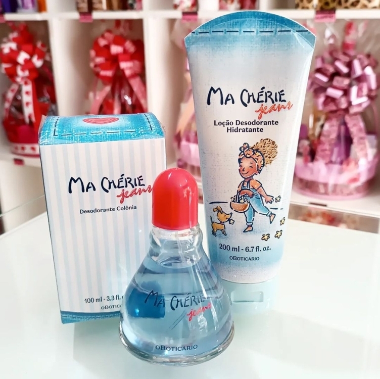 Combo Ma Chérie Jeans: Desodorante Colônia 100ml + Loção Corporal 200ml Combo Ma Chérie Jeans: Desodorante Colônia 100ml + Loção Corporal 200ml