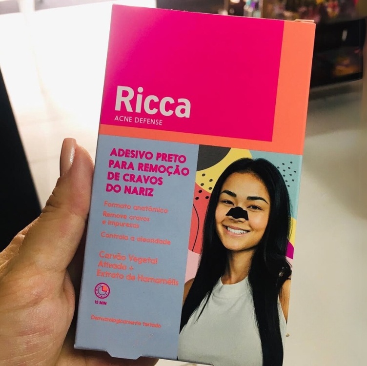 Ricca Adesivo Preto Para Remoção de Cravos Do Nariz Acne Defense Ricca Adesivo Preto Para Remoção de Cravos Do Nariz Acne Defense