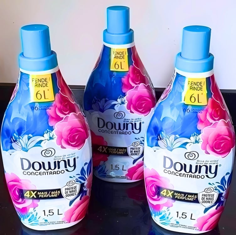 Amaciante Downy Concentrado Brisa de Verão 1,5L Amaciante Downy Concentrado Brisa de Verão 1,5L