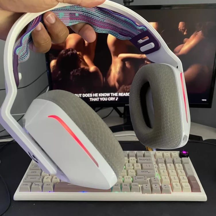 Headset Gamer Sem Fio Logitech G733 - Branco Headset Gamer Sem Fio Logitech G733 - Branco