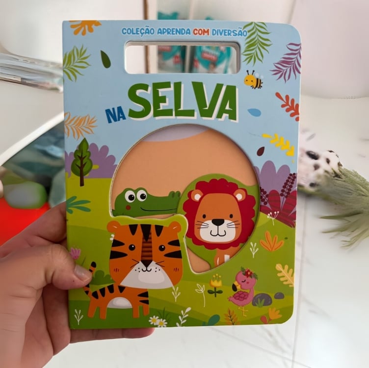 Livro - Coleção Aprenda Com Diversão Na Selva Capa Comum – 16 Junho 2023 Livro - Coleção Aprenda Com Diversão Na Selva Capa Comum – 16 Junho 2023