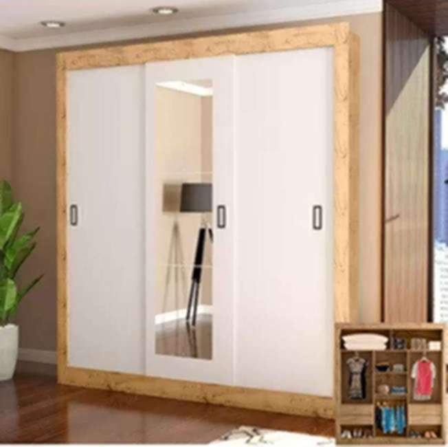 Guarda-roupa Casal com Espelho 3 Portas de Correr Araplac Melissa Glass Guarda-roupa Casal com Espelho 3 Portas de Correr Araplac Melissa Glass