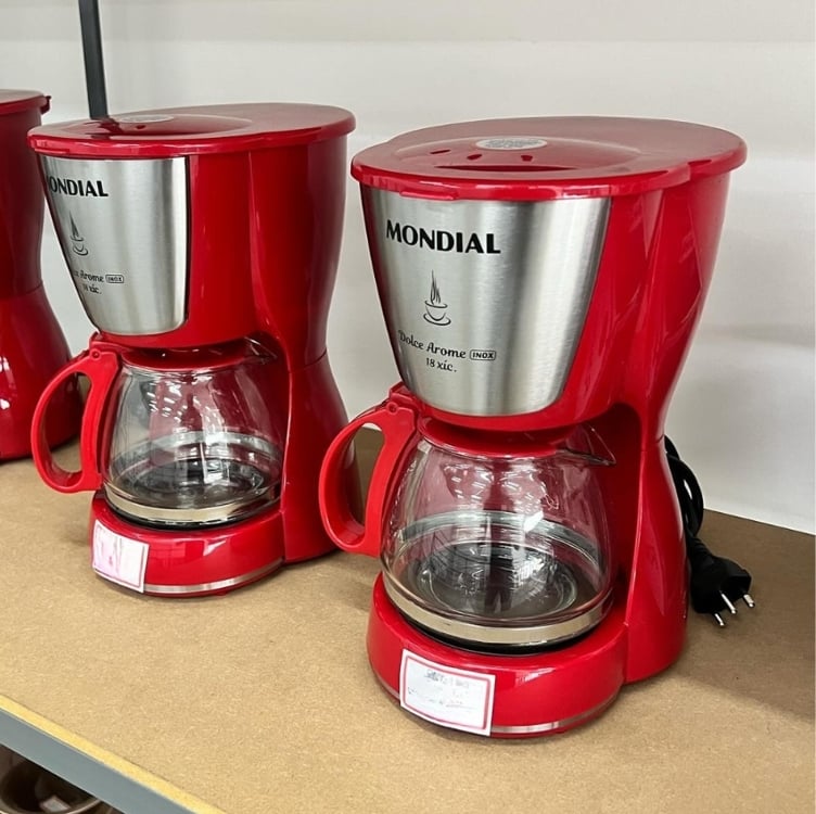 Cafeteira Elétrica Mondial, Dolce Arome Inox, 110V, Vermelho, 550W - C-35 18X Cafeteira Elétrica Mondial, Dolce Arome Inox, 110V, Vermelho, 550W - C-35 18X