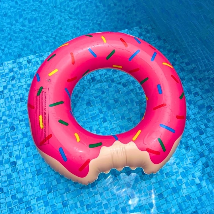 Boia Donuts Inflável 90cm Rosquinha Mordido Piscina Diversão Praia Original Premium Boia Donuts Inflável 90cm Rosquinha Mordido Piscina Diversão Praia Original Premium