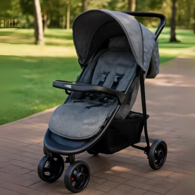 Carrinho de bebê 3 rodas Voyage Delta cinza-grid com chassi de cor preto Carrinho de bebê 3 rodas Voyage Delta cinza-grid com chassi de cor preto