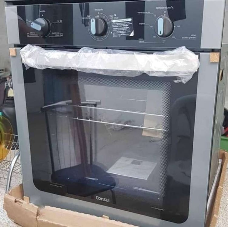 Forno Elétrico de Embutir Consul Multifuncional 84L Preto COB84BE Forno Elétrico de Embutir Consul Multifuncional 84L Preto COB84BE