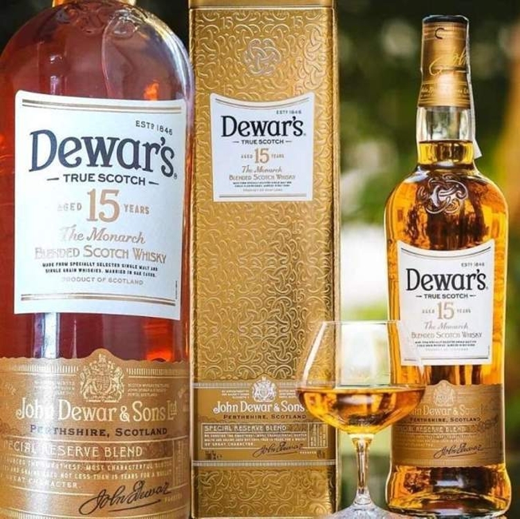Whisky Dewars 15 anos 750ml Whisky Dewars 15 anos 750ml