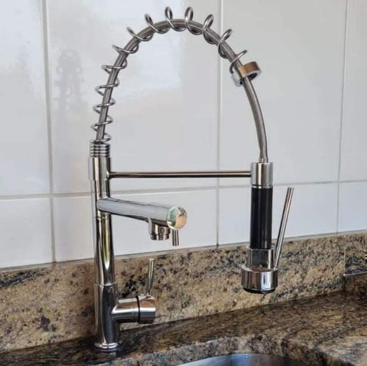 Torneira Para Cozinha Gourmet Misturador Monocomando Munim Pingoo.casa Prata Torneira Para Cozinha Gourmet Misturador Monocomando Munim Pingoo.casa Prata
