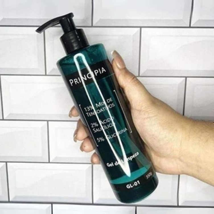Gel de Limpeza Principia 2% Ácido Salicílico + 5% Glicerina com 350g Gel de Limpeza Principia 2% Ácido Salicílico + 5% Glicerina com 350g