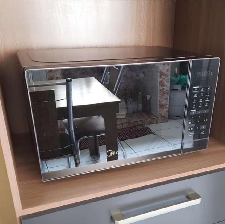 Micro-ondas Midea 20 Litros Prata Espelhado Mrae21 - 110v Micro-ondas Midea 20 Litros Prata Espelhado Mrae21 - 110v
