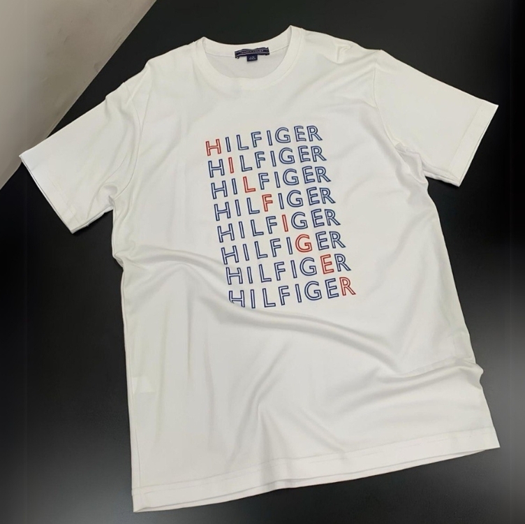 Camiseta Tommy Hilfiger Masculina Logo Repeat Tee Branca Camiseta Tommy Hilfiger Masculina Logo Repeat Tee Branca
