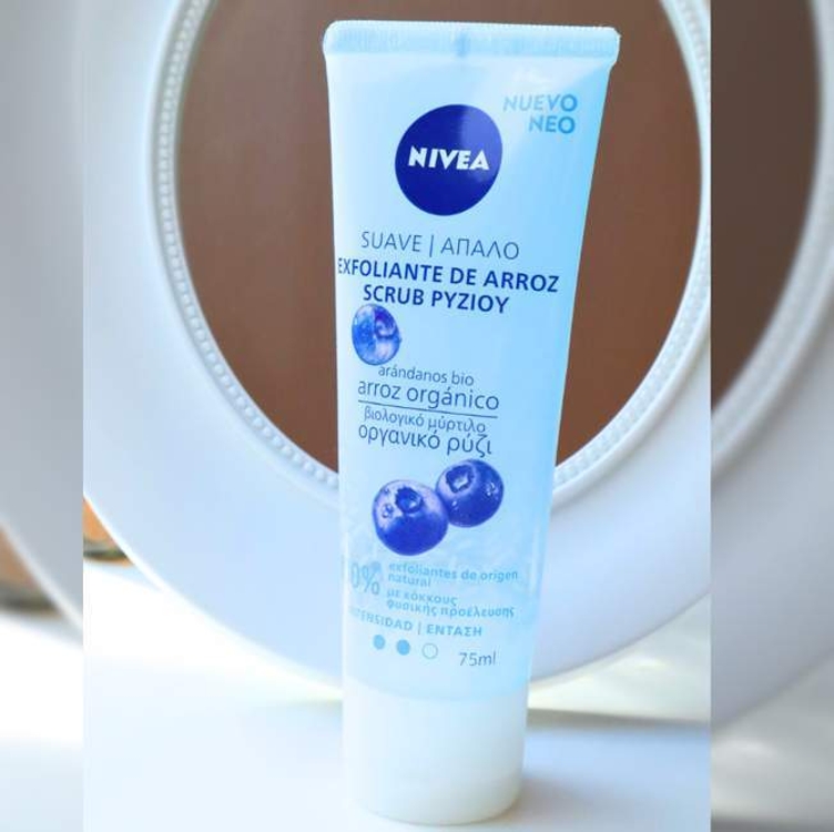 NIVEA Gel Esfoliante Facial Refrescante 75ml NIVEA Gel Esfoliante Facial Refrescante 75ml