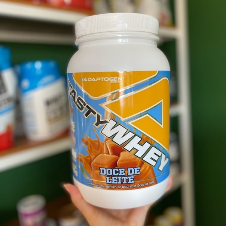 Suplemento Tasty Whey 3W Gourmet Whey Protein Adaptogen Science Pote 900g sabor Doce de Leite Suplemento Tasty Whey 3W Gourmet Whey Protein Adaptogen Science Pote 900g sabor Doce de Leite