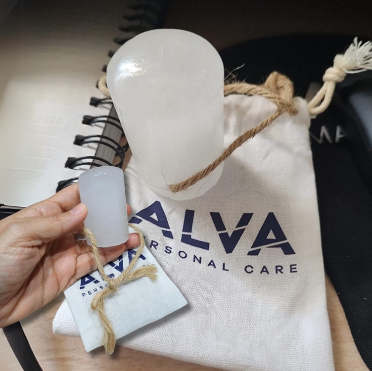 Alva Personal Care Desodorante Stick Cristal Sem Embalagem Alva - 120G Alva Personal Care Desodorante Stick Cristal Sem Embalagem Alva - 120G