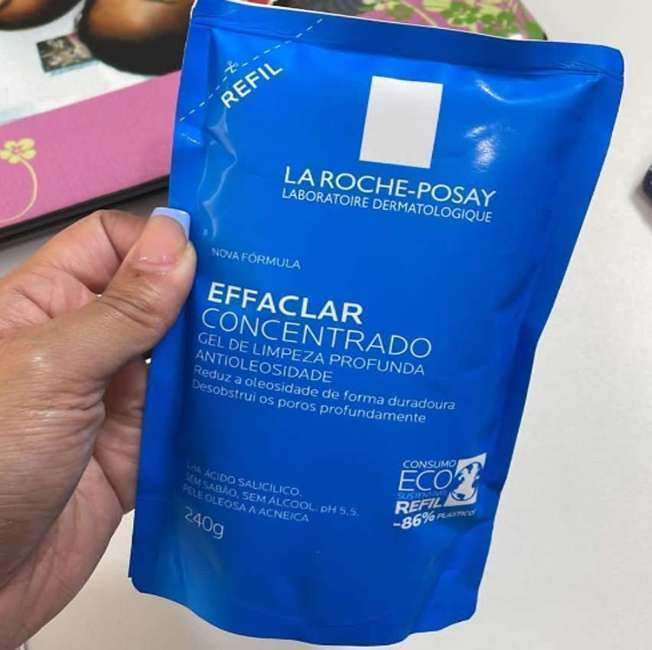 La Roche-posay Effaclar Gel Concentrado. Gel de Limpeza Facial. Limpa a Pele Profundamente Reduzindo a Oleosidade e Lesões Acneica. Limpeza Facial. Pele Oleosa. Ácido Salicílico, LHA, PCA de Zinco. La Roche-posay Effaclar Gel Concentrado. Gel de Limpeza Facial. Limpa a Pele Profundamente Reduzindo a Oleosidade e Lesões Acneica. Limpeza Facial. Pele Oleosa. Ácido Salicílico, LHA, PCA de Zinco.