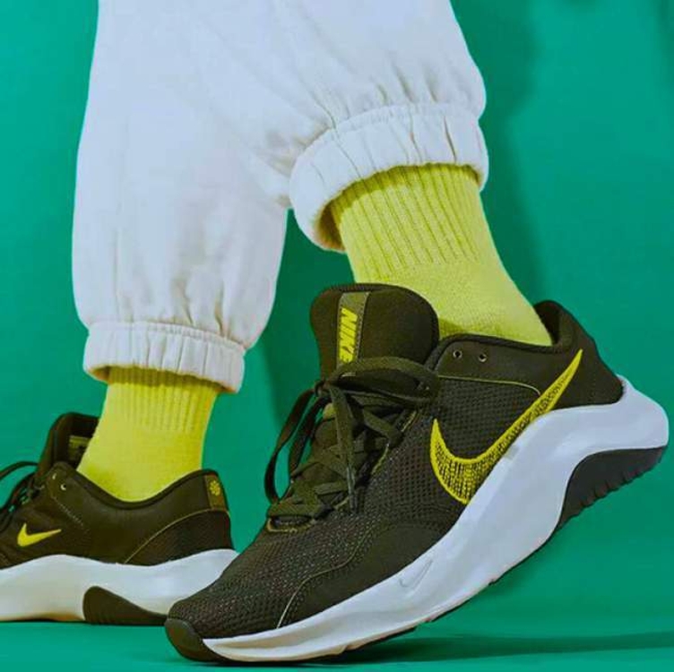 Tênis Nike Legend Essential 3 Next Nature Masculino - Verde Tênis Nike Legend Essential 3 Next Nature Masculino - Verde