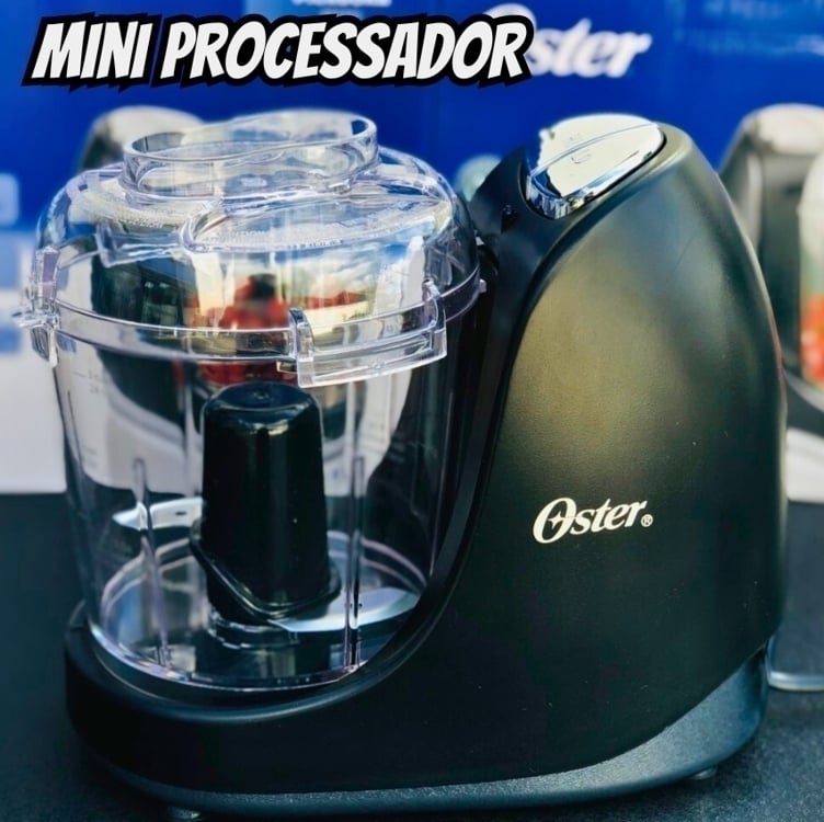 Oster Mini Processador Chromer, 220V, Preto, 125W, 3320 Oster Mini Processador Chromer, 220V, Preto, 125W, 3320