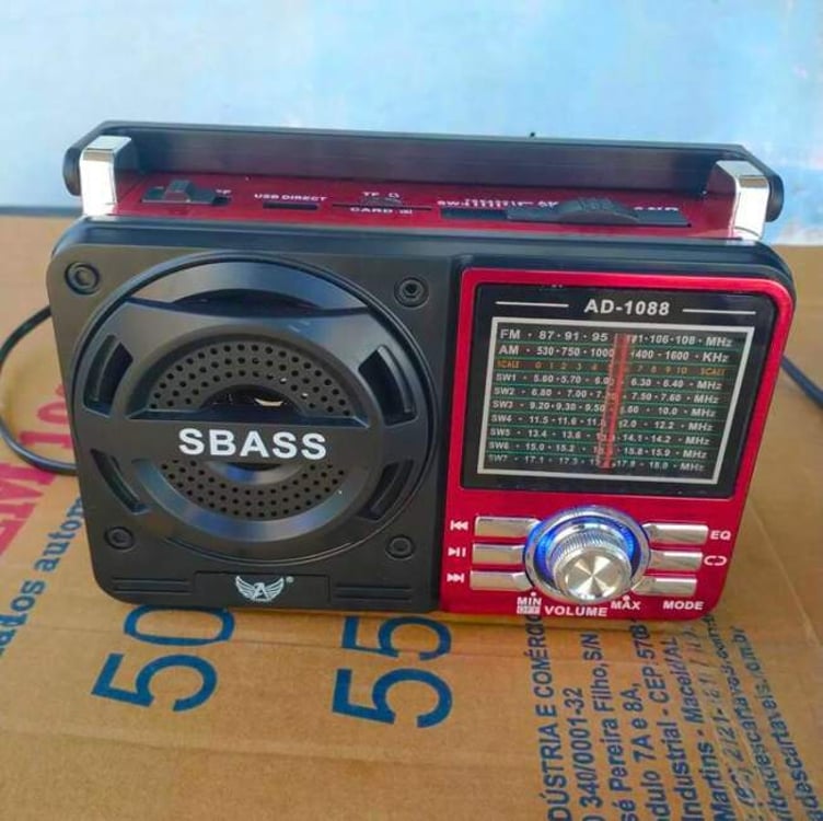 Rádio A Pilha E Tomada Am Fm Sw Pendrive Com Sd Radinho Usb Rádio A Pilha E Tomada Am Fm Sw Pendrive Com Sd Radinho Usb