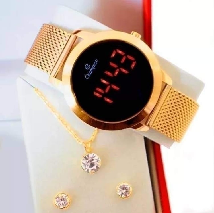 Relógio Digital Champion Feminino Dourado Pulseira Mesh Cor do fundo Preto Relógio Digital Champion Feminino Dourado Pulseira Mesh Cor do fundo Preto