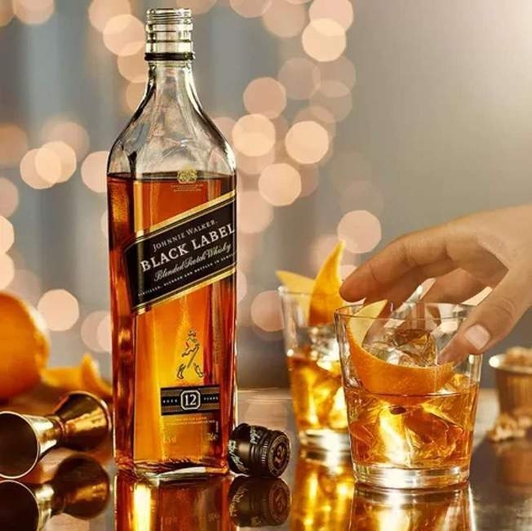 Whisky Johnnie Walker Black Label 750ml Whisky Johnnie Walker Black Label 750ml
