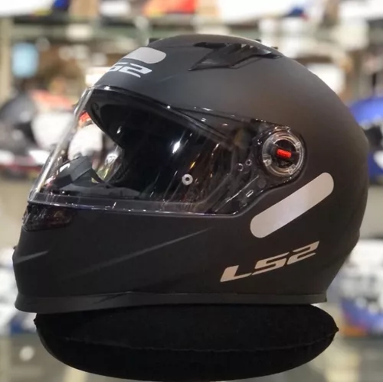 Capacete Masculino Feminino Fechado Ls2 ff358 Monocolor Preto Fosco Capacete Masculino Feminino Fechado Ls2 ff358 Monocolor Preto Fosco