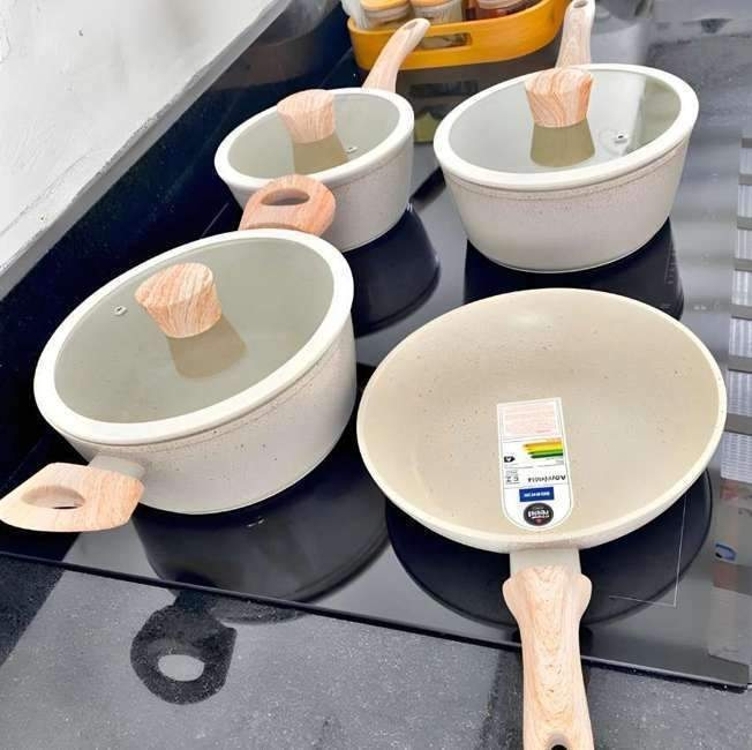 Brinox - Jogo de Panelas 4 Peças com Fundo de Indução Antiaderente Ceramic Life Sirius - Vanilla Brinox - Jogo de Panelas 4 Peças com Fundo de Indução Antiaderente Ceramic Life Sirius - Vanilla