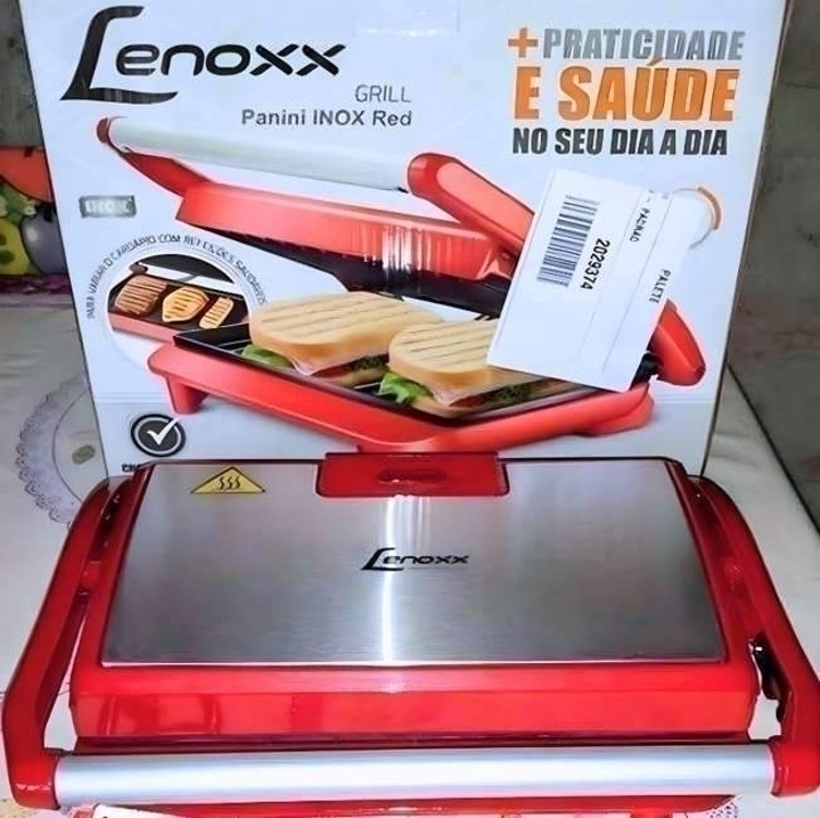 Grill Lenoxx Panini Retangular 850W - Antiaderente Grill Lenoxx Panini Retangular 850W - Antiaderente