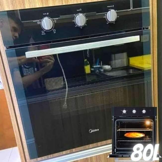 Forno Elétrico de Embutir Midea 80L - TSA82 Forno Elétrico de Embutir Midea 80L - TSA82