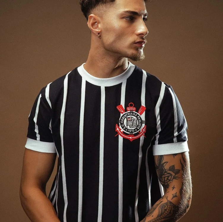 Camisa Do Corinthians Retrô Democracia Spr Sports Masculina Camisa Do Corinthians Retrô Democracia Spr Sports Masculina