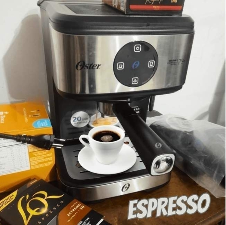 Oster CAFETEIRA ESPRESSO OCAF900 DIGITAL, 127V Oster CAFETEIRA ESPRESSO OCAF900 DIGITAL, 127V