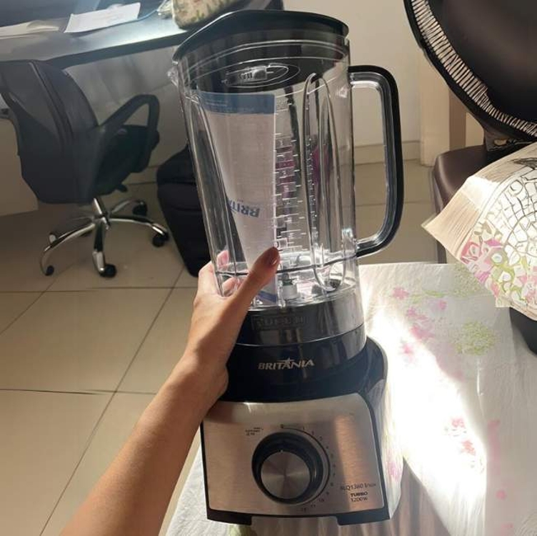 Liquidificador Blq1380p Pro Maxx 6 Inox 3l 1200w Britânia Cor Preto 110v Liquidificador Blq1380p Pro Maxx 6 Inox 3l 1200w Britânia Cor Preto 110v